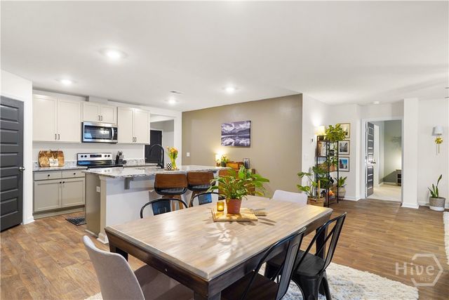 394 Coconut Drive, Bloomingdale, GA 31302