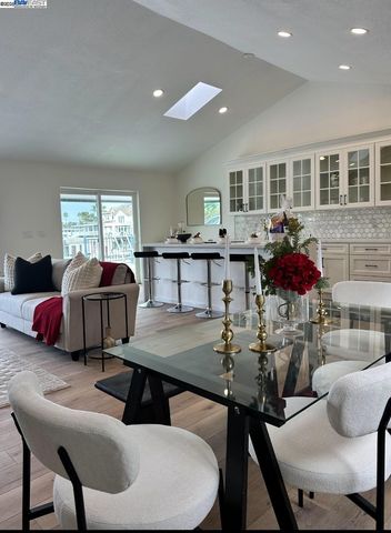 5653 Drakes Drive, Discovery Bay, CA 94505