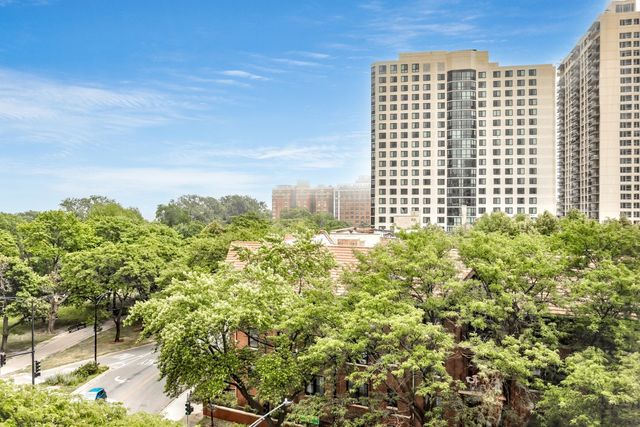 5050 S East End Avenue 7D, Chicago, IL 60615