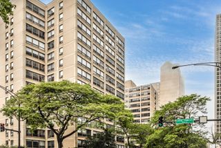 5050 S East End Avenue 7D, Chicago, IL 60615