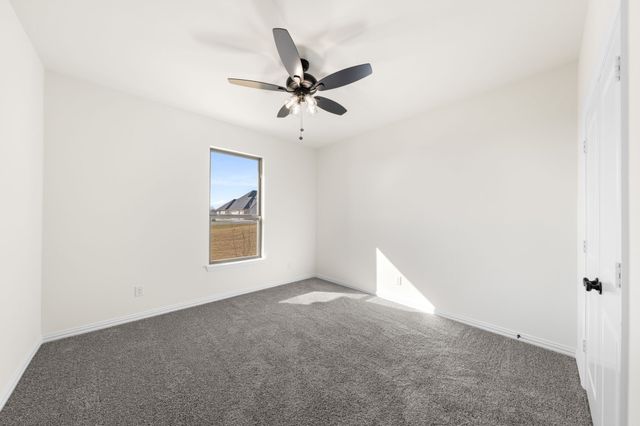 431 Paradise Ridge Drive, Waxahachie, TX 75167