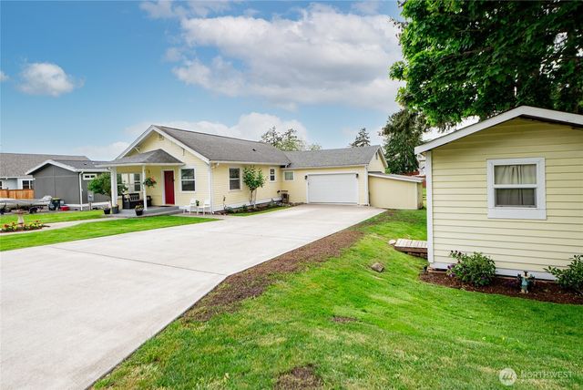 2411 Dodd Street, Blaine, WA 98230