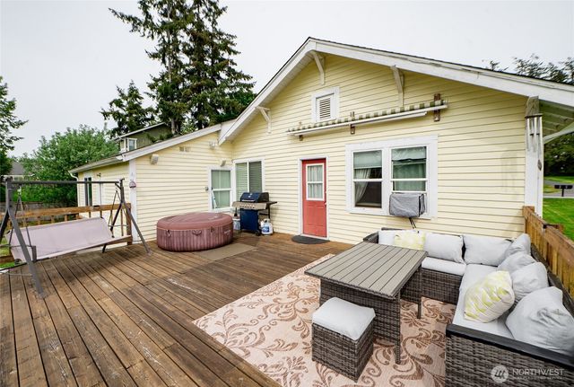 2411 Dodd Street, Blaine, WA 98230