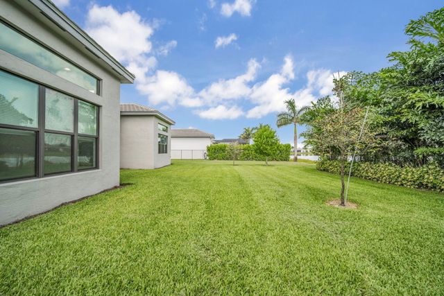 10925 Glen Orchard Lane, Boynton Beach, FL 33473