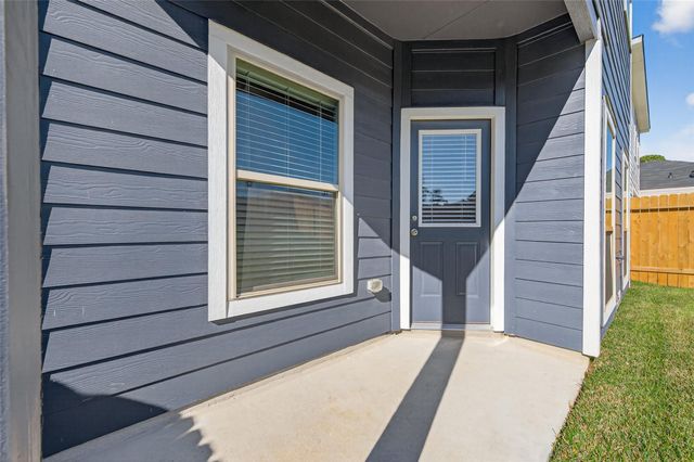 24704 Windward Birch Way, Huffman, TX 77336