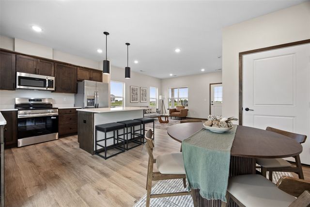 160 Bethany Loop SW A, Cedar Rapids, IA 52404