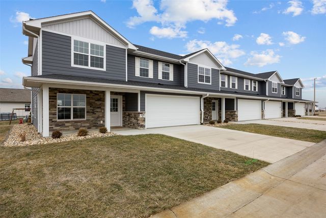 160 Bethany Loop SW A, Cedar Rapids, IA 52404