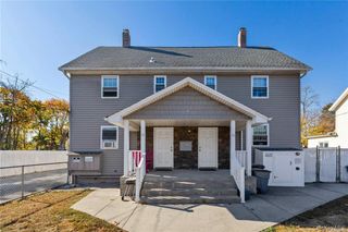 54 2nd Avenue, Bay Shore, NY 11706