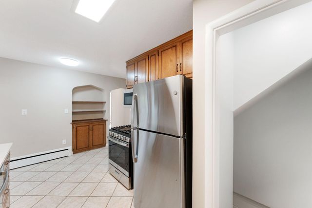 9523 10th Avenue S, Bloomington, MN 55420