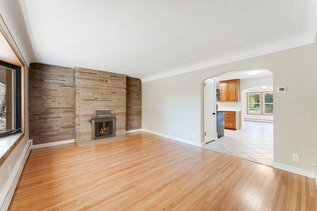 9523 10th Avenue S, Bloomington, MN 55420