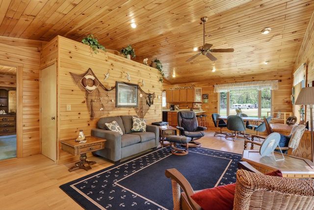 7530 S STATE HIGHWAY 13, Wisconsin Rapids, WI 54494