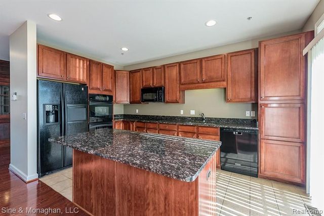 2210 Attard Street, Birmingham, MI 48009
