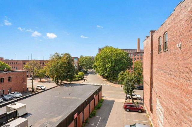 172 Middle Street 301, Lowell, MA 01852