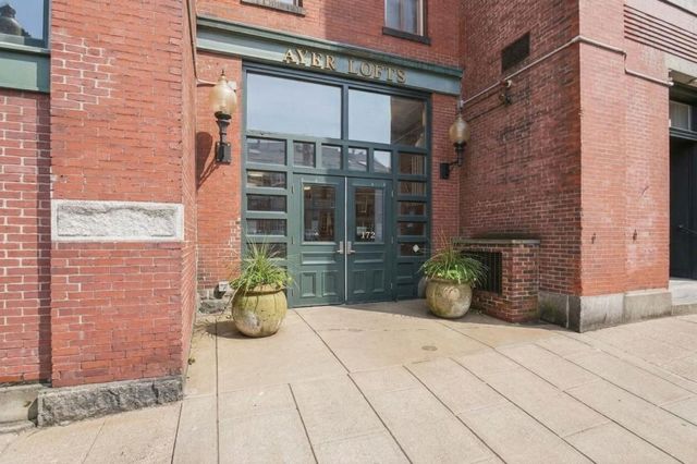 172 Middle Street 301, Lowell, MA 01852