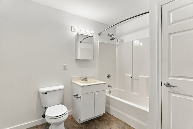 172 Middle Street 301, Lowell, MA 01852