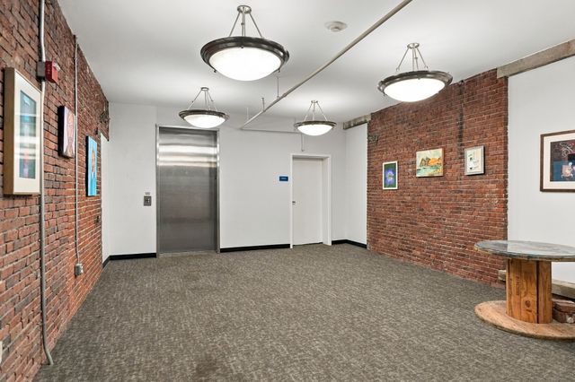 172 Middle Street 301, Lowell, MA 01852