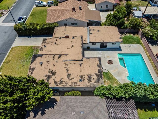 9519 La Reina, Downey, CA 90240