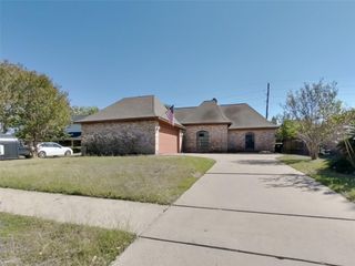7411 Las Brisas Drive, Houston, TX 77083