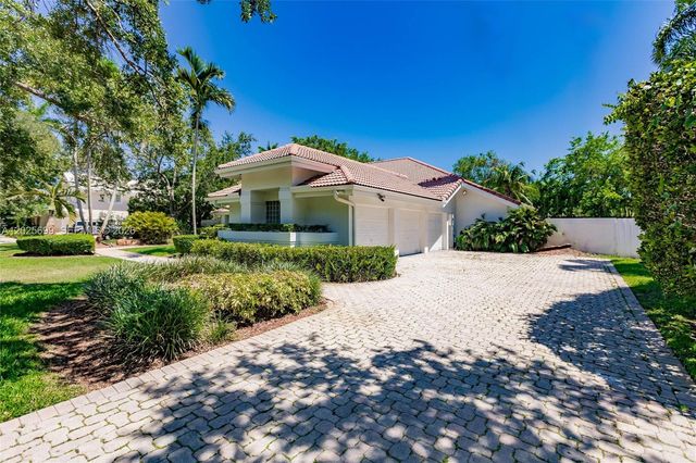 9818 SW 111th Ter, Miami, FL 33176