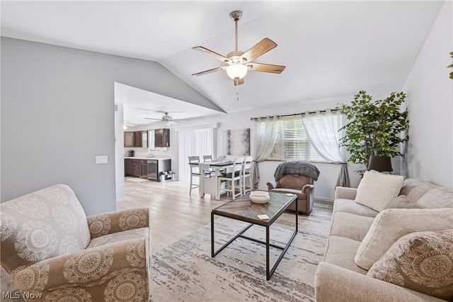 1561 Birch Run Drive NE, Warren, OH 44483