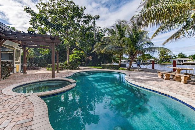 2801 Coral Shores Dr, Fort Lauderdale, FL 33306