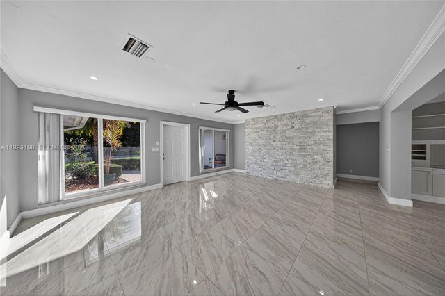 2801 Coral Shores Dr, Fort Lauderdale, FL 33306