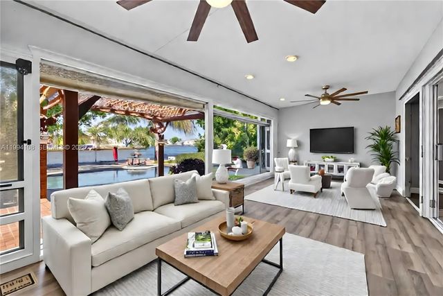 2801 Coral Shores Dr, Fort Lauderdale, FL 33306