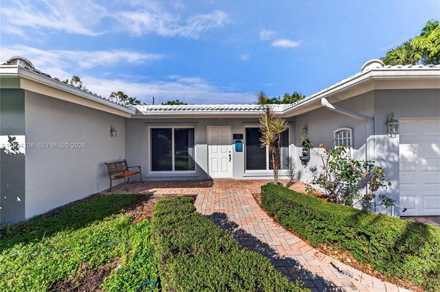 2801 Coral Shores Dr, Fort Lauderdale, FL 33306