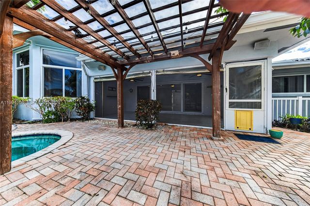 2801 Coral Shores Dr, Fort Lauderdale, FL 33306