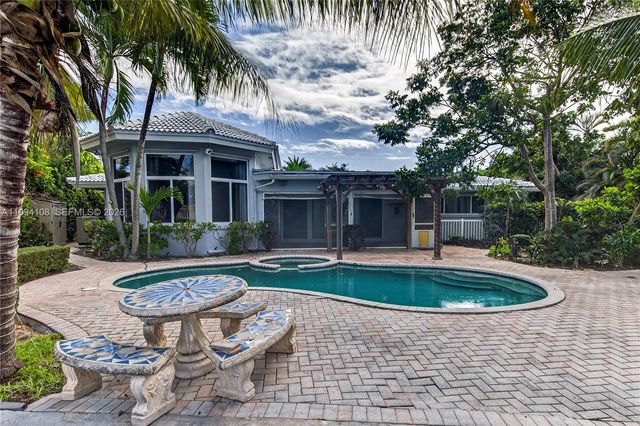 2801 Coral Shores Dr, Fort Lauderdale, FL 33306