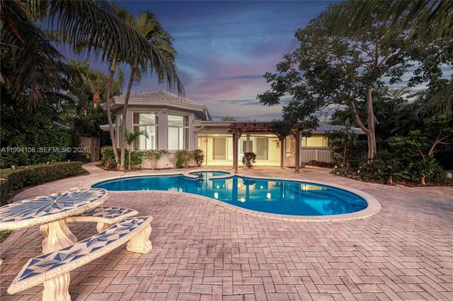 2801 Coral Shores Dr, Fort Lauderdale, FL 33306
