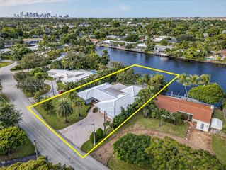 2801 Coral Shores Dr, Fort Lauderdale, FL 33306