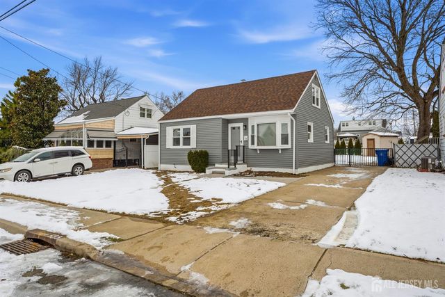 19 4th Street, Sayreville, NJ 08872