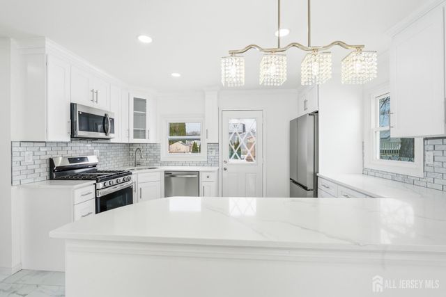 19 4th Street, Sayreville, NJ 08872