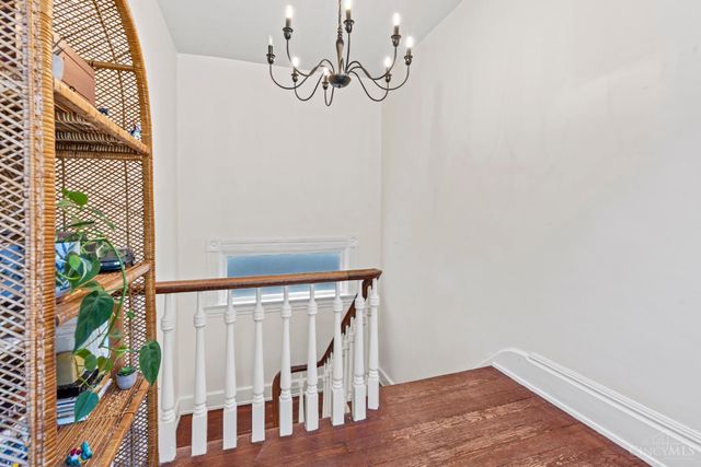 1933 Fairfax Avenue, Cincinnati, OH 45207