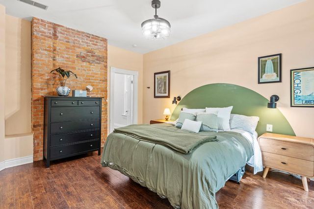 1933 Fairfax Avenue, Cincinnati, OH 45207