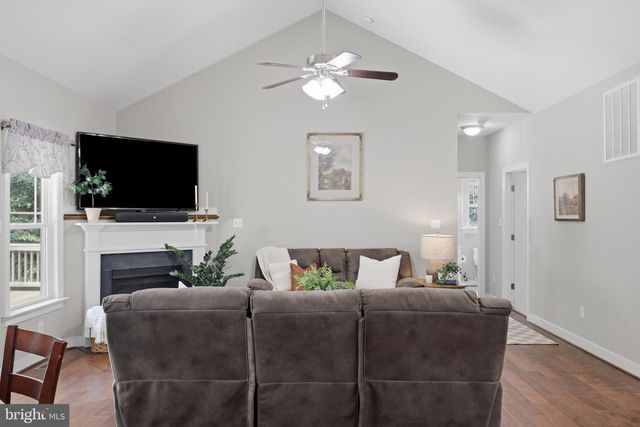 153 BEAGLE RUN DR, Bumpass, VA 23024