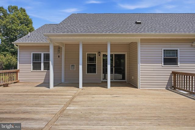 153 BEAGLE RUN DR, Bumpass, VA 23024