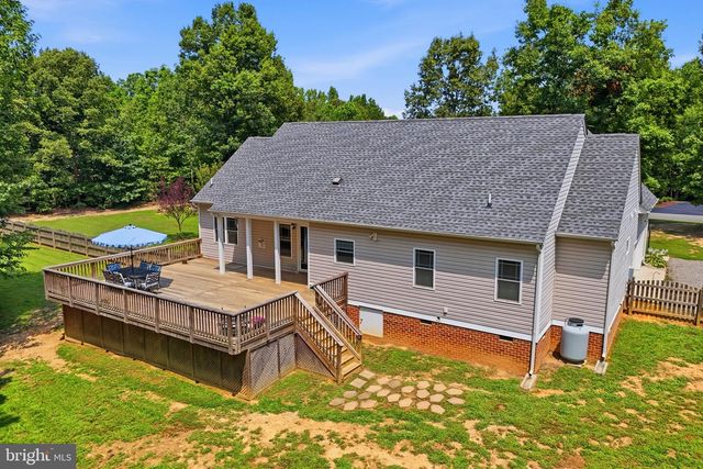153 BEAGLE RUN DR, Bumpass, VA 23024