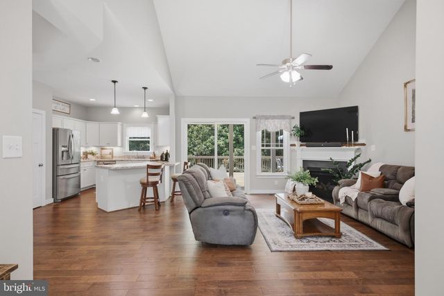 153 BEAGLE RUN DR, Bumpass, VA 23024