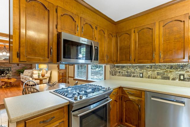 226 Stoney Creek Drive, Greenville, SC 29607