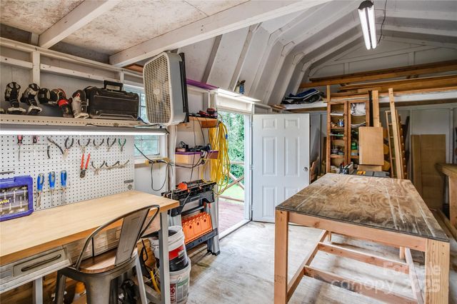 55 Woodland Drive, Waynesville, NC 28786