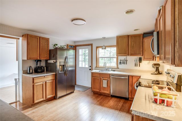 55 Woodland Drive, Waynesville, NC 28786