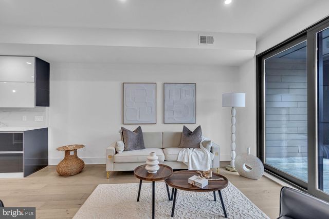 1121 MORSE ST NE, Washington, DC 20002