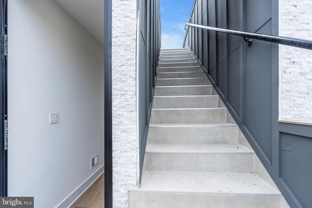 1121 MORSE ST NE, Washington, DC 20002