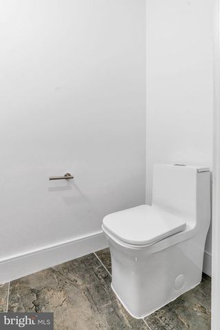 1121 MORSE ST NE, Washington, DC 20002