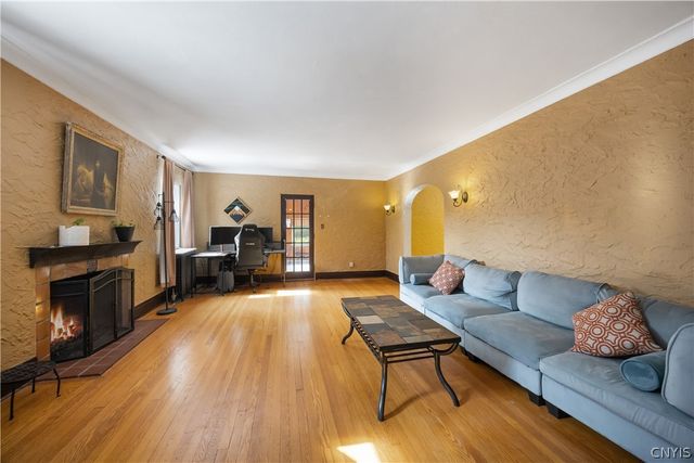 316 Barrington Road, Syracuse, NY 13214