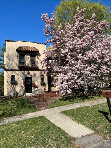 316 Barrington Road, Syracuse, NY 13214