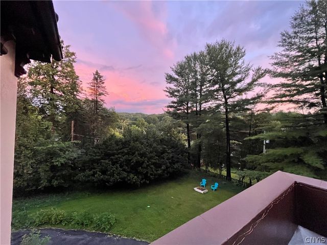 316 Barrington Road, Syracuse, NY 13214