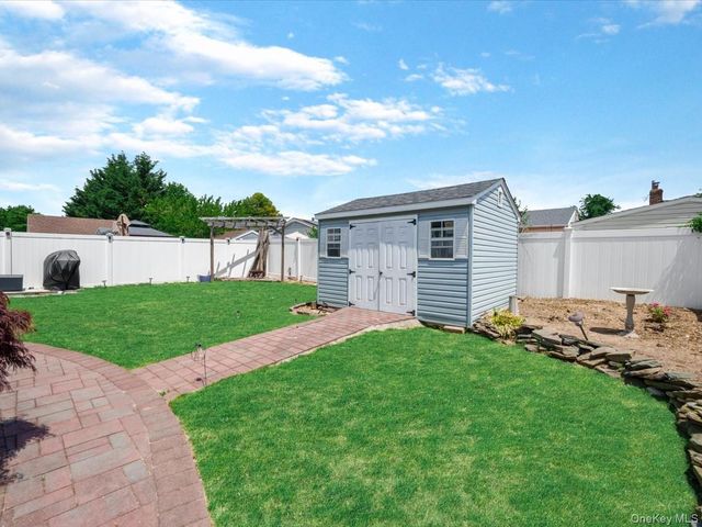 208 N 3rd Street, Bethpage, NY 11714